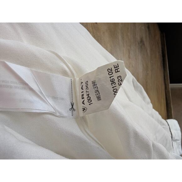 Ariat Shirt Womens Large White Embroidered Floral Elsa Long Sleeve Pearl Snap - Picture 4 of 4